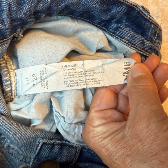 YMI Blue Boyfriend Jeans Relaxed Fit Distressed - Picture 4 of 6